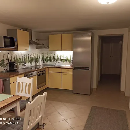 Schoene 77Qm Wohnung In Gehobener Lage Direkt Am Wald Rodenbach  Buitenkant foto